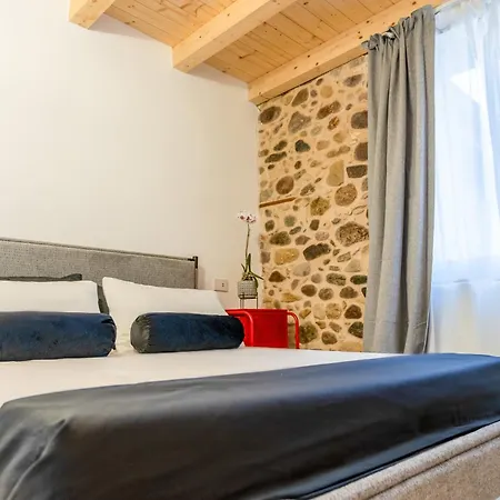 Eleganza, Storia E Design Ogni Dettaglio Conta Ag1 Apartman